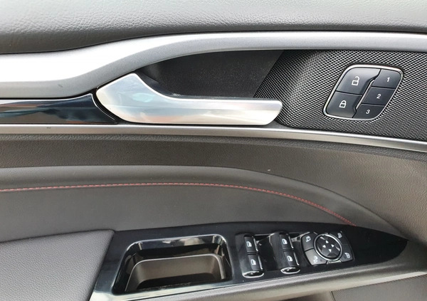 Ford Mondeo cena 69900 przebieg: 187000, rok produkcji 2018 z Opole małe 301